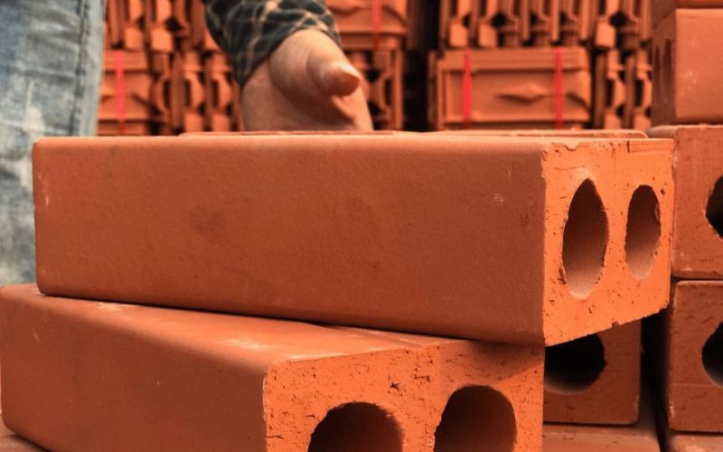 Gạch đất sét nung cần thực hiện công bố hợp quy