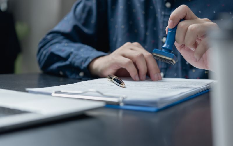 Làm thế nào để đạt được chứng nhận hệ thống ISO 9001?