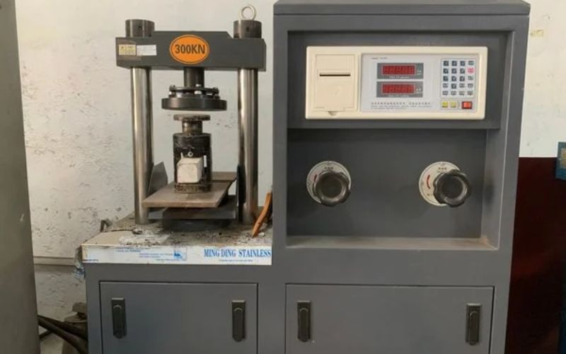 Máy nén vữa tại Opacontrol