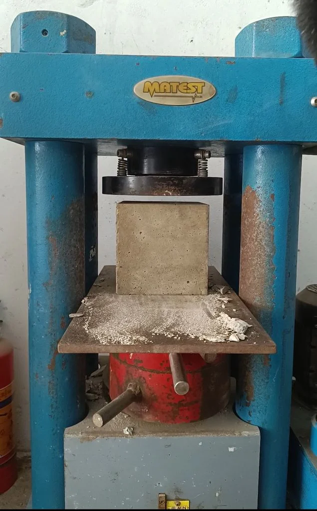 thử cường độ nèn bê tông 