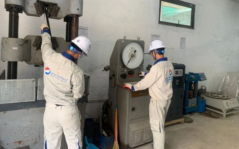 Máy kéo nén vạn năng tại Opacontrol