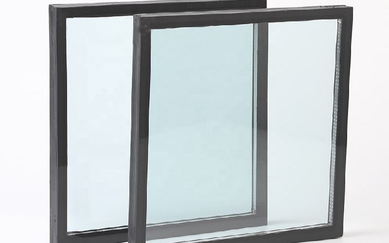 Mẫu kính hộp gắn kín cách nhiệt 