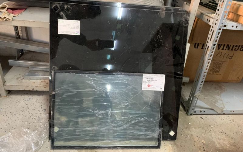 Hình ảnh một số mẫu kính xây dựng OPACONTROL đã lấy mẫu và thí nghiệm