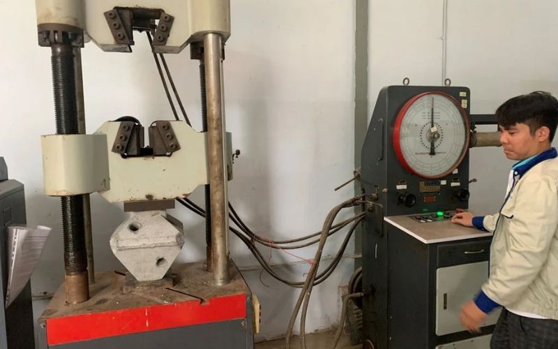 Thử nén móng kim cương