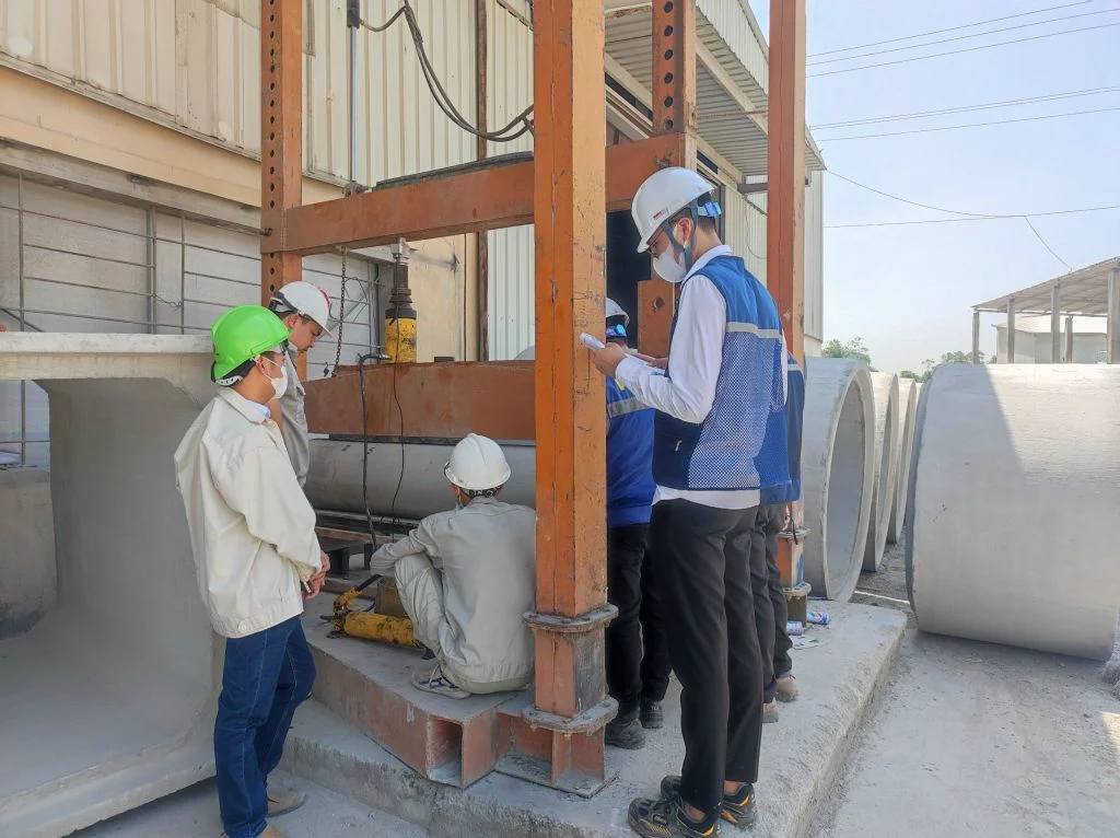 Thí nghiệm ống cống bê tông tại hiện trường