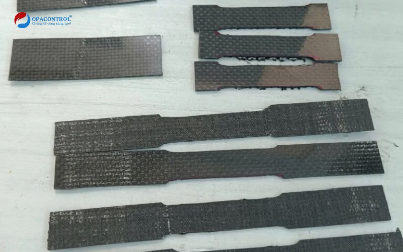 Mẫu thử nghiệm bền kéo nhựa composite