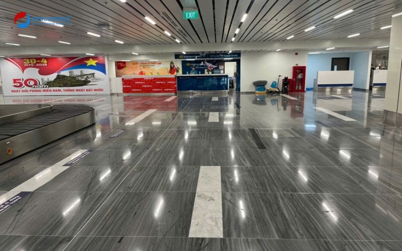 Gạch ở sân bay, ga tàu được lát bằng gạch có độ mài mòn cao 