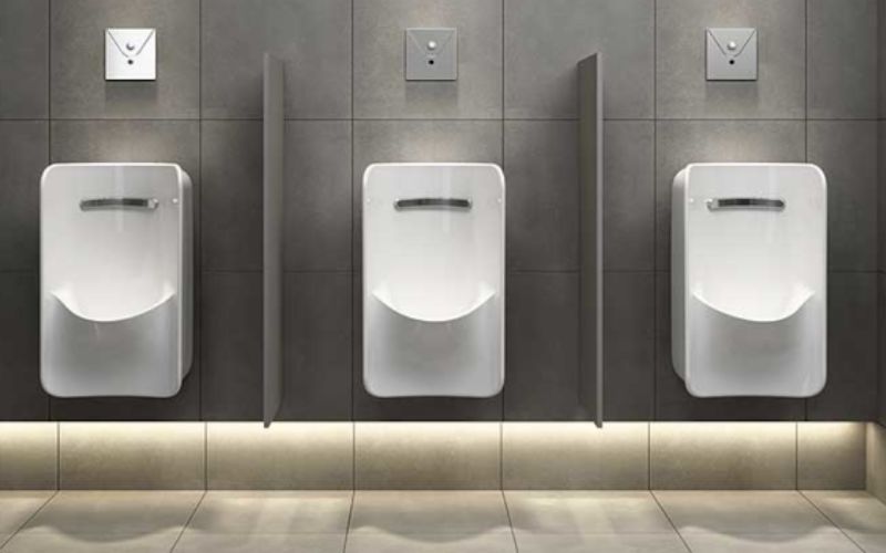 Mẫu bồn tiểu nam treo tường được sử dụng hằng ngày 