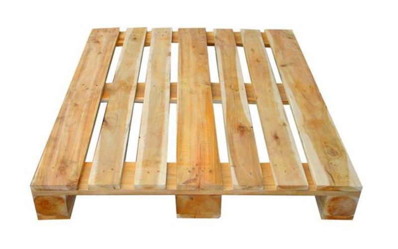 Pallet gỗ mang đi thử nghiệm các đặc tính cơ lý