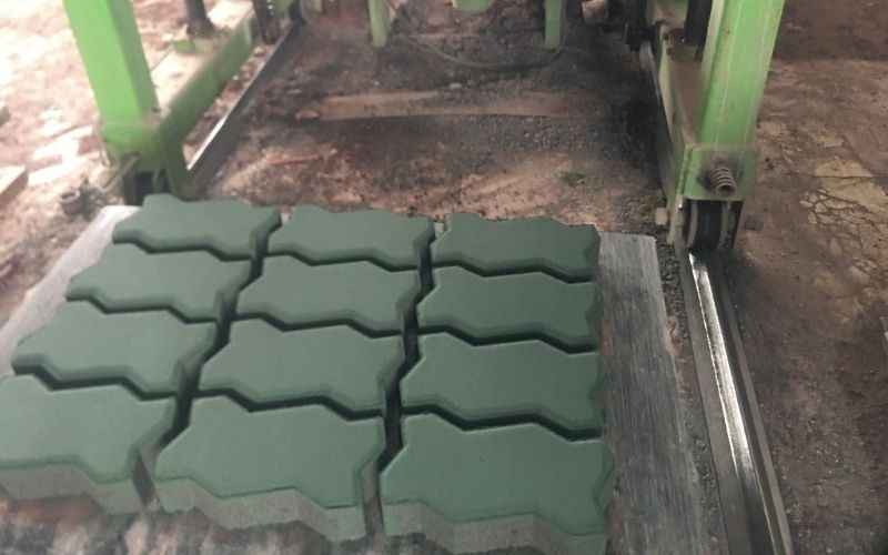 Gạch bê tông tự chèn được sử dụng trong đời sống 