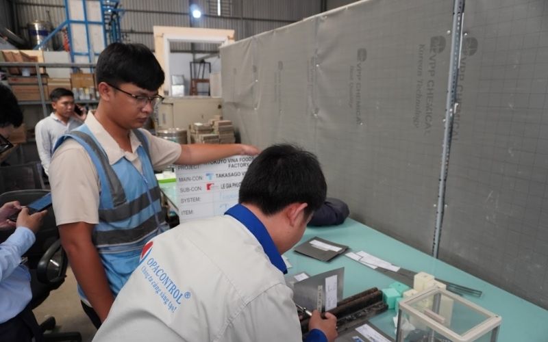 OPACONTROL thực hiện thử nghiệm tại hiện trường cho khách hàng