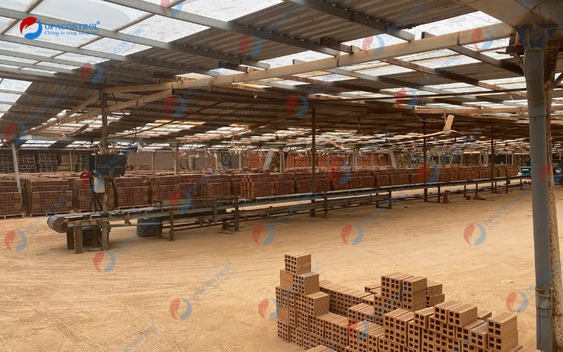 Sản phẩm gạch do Doanh nghiệp Tư nhân Minh Long sản xuất