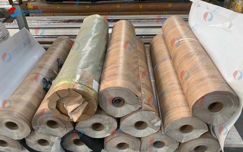 Lớp phủ bên ngoài cửa gỗ nhựa composite Công ty TNHH Pima sản xuất 