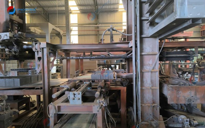 Máy móc sản xuất vật liệu gạch bê tông tại Công Ty Cổ Phần Vật Liệu Xanh Đại Dũng