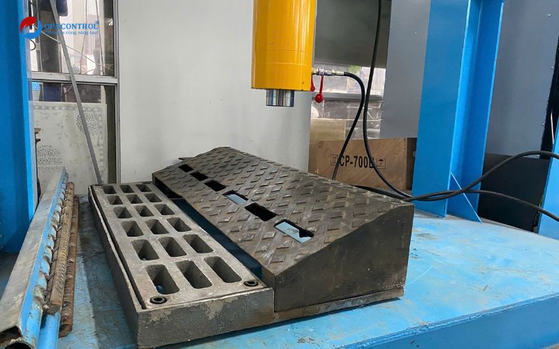 Thử nghiệm bó vỉa bê tông đúc sẵn là gì?