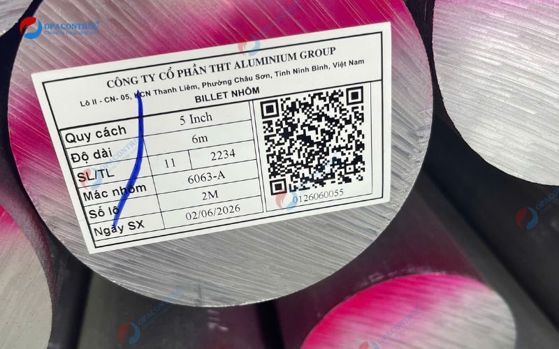 Mẫu nhôm chuyên  gia OPACONTROL sẽ lấy về thử nghiệm 