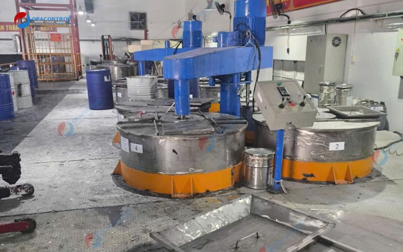 Máy móc sản xuất sơn Polyurethane tại Công ty TNHH Sơn Á